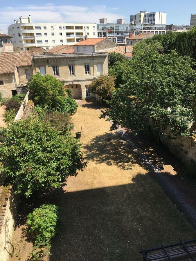 Le Galaxy Centre La Breche Wifi Calme Vue Jardin Apartment Niort Exterior photo